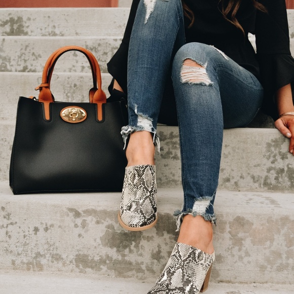 ❤️ Snakeskin print slip on grey mules 1 LEFT!!! - Picture 7 of 8